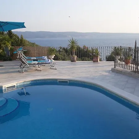 Blue View Apartment *